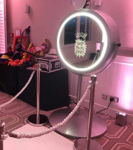 Beauty Mirror Photo Booth