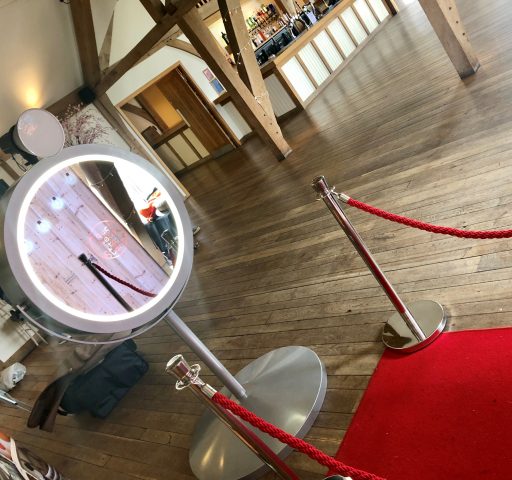 Beauty Mirror Photo Booth